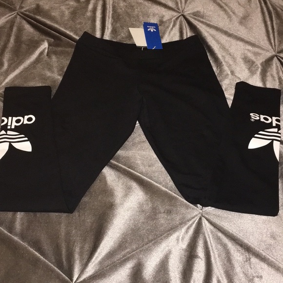 Adidas trefoil leggings NEW!!! Just reduced price! - Picture 4 of 6
